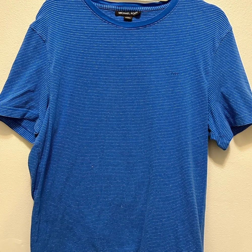 Michael kors blue striped tee shirt size Large pre owned - Picture 6 of 10